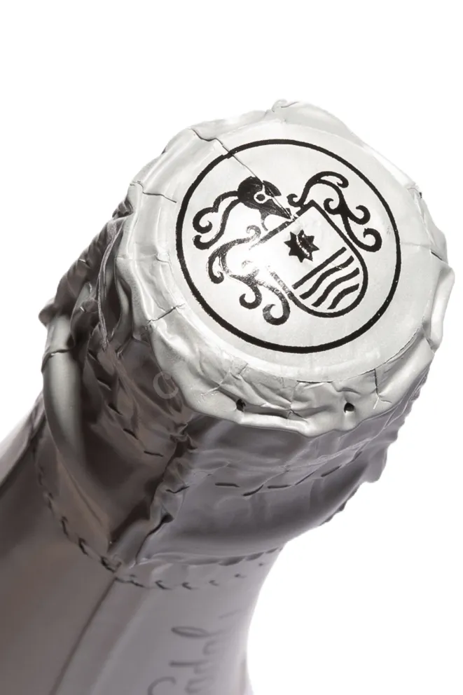 Пробка Nadal Plot Twist Corpinnat 2018 0.75 л