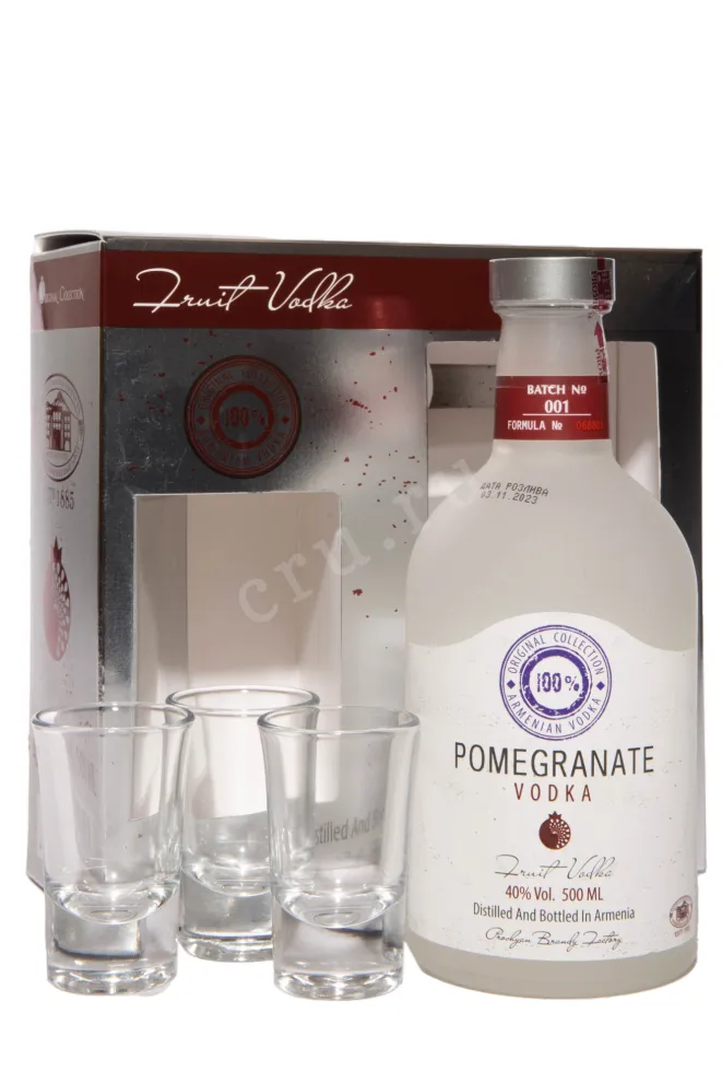 Водка Хент Гранатовая в подарочной упаковке с 3 рюмками  0.5 л