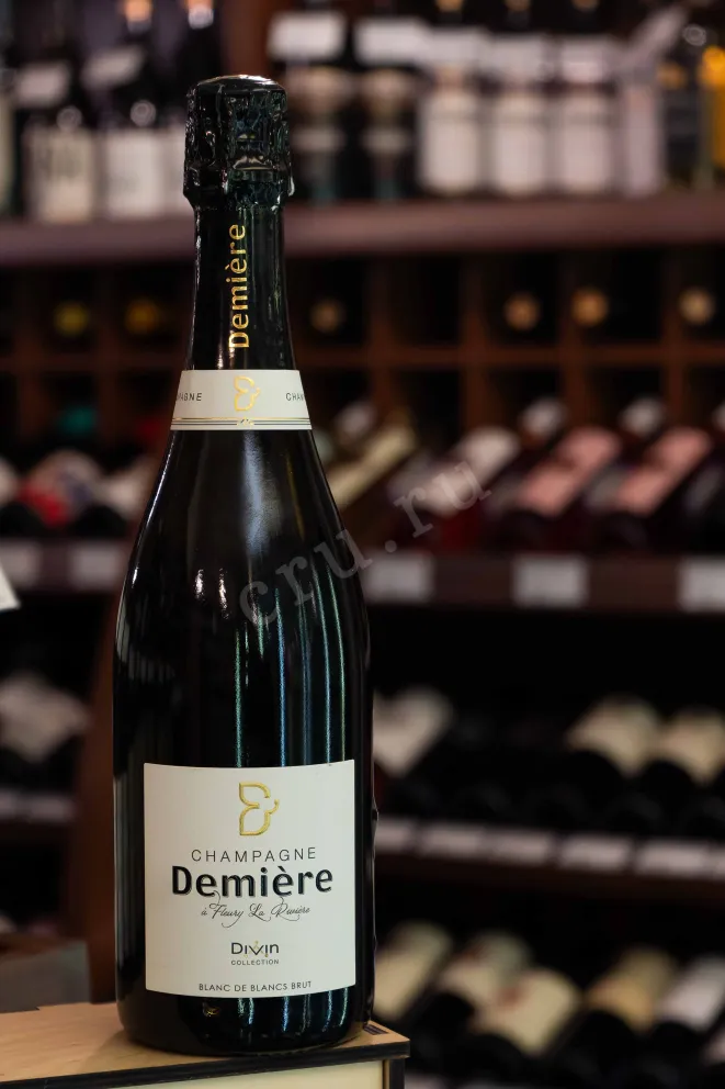 В магазине Крю Профи Demiere Divin Blanc de Blancs Brut gift box 0.75 л