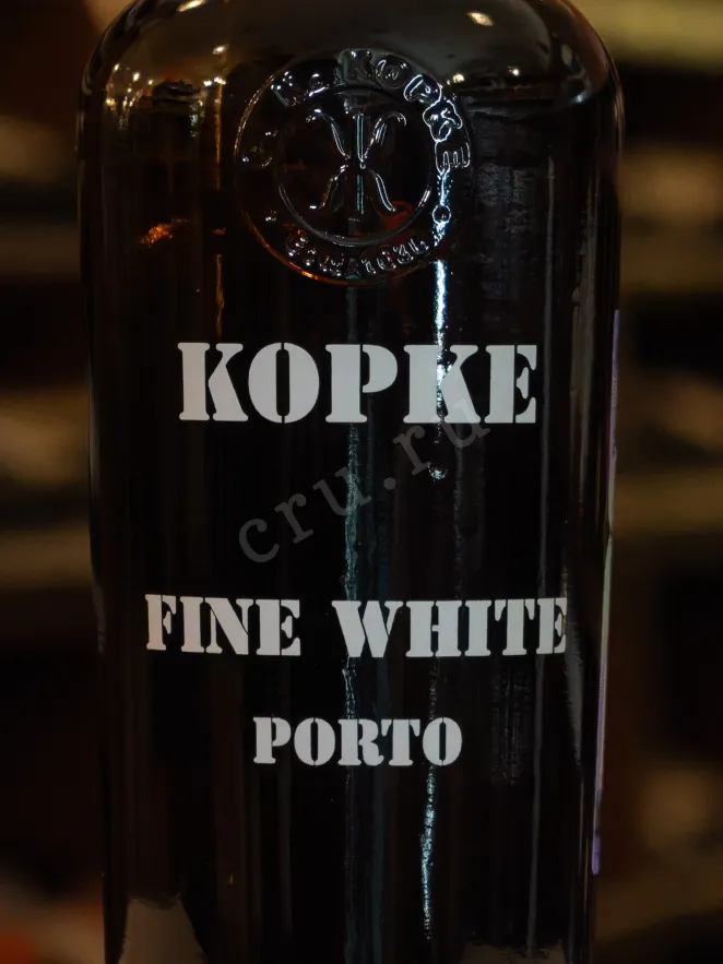 В магазине Крю Профи Kopke Fine White with gift box 2017 0.75 л