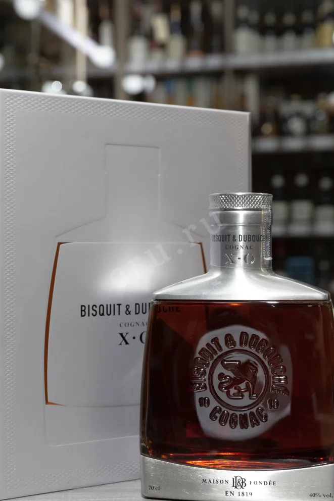 В магазине Крю Профи Bisquit & Dubouche XO in gift box 0.7 л