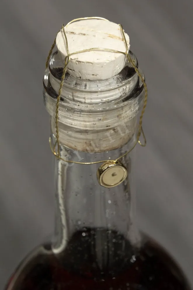 Пробка Chateau de Montifaud 30 years 0.7 л