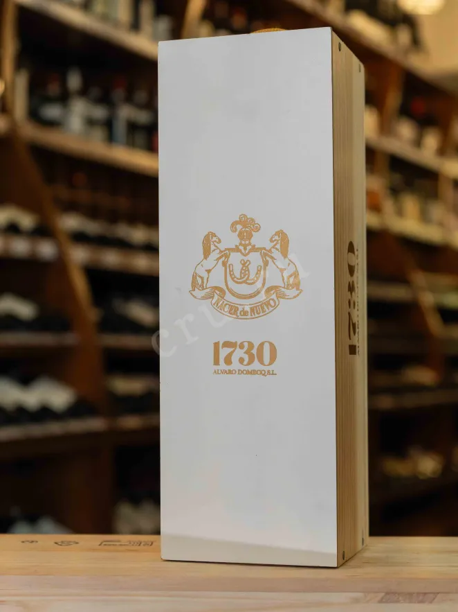 В магазине Крю Профи Alvaro Domecq 1730 Amontillado VORS in a wooden box 1994 0.75 л
