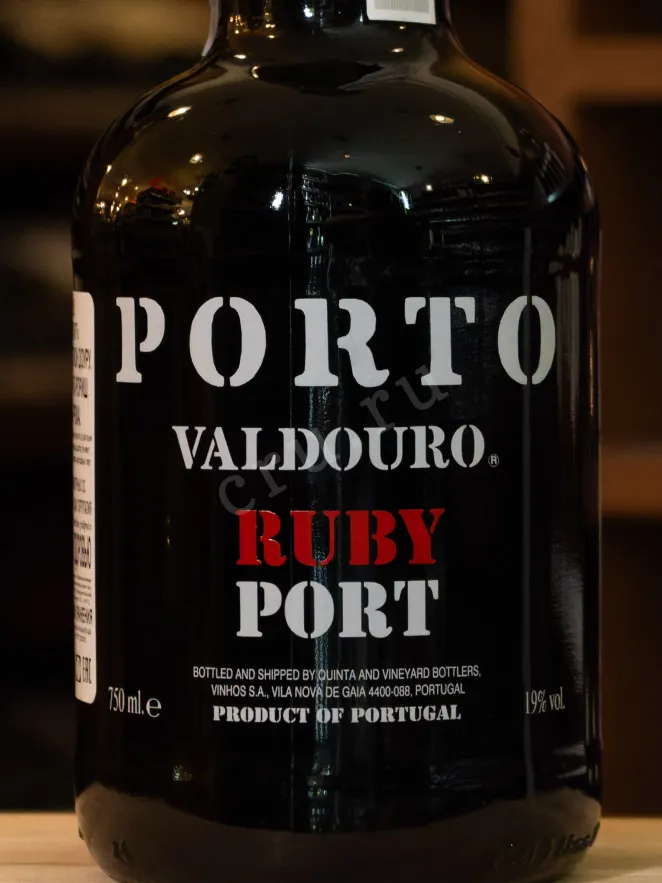 В магазине Крю Профи Valdouro Ruby 2024 0.75 л