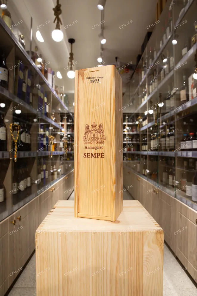 В магазине Крю Профи Sempe 1973 0.7 л