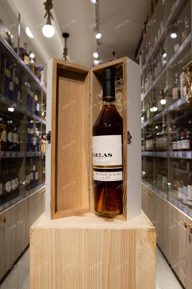 В магазине Крю Профи Gelas 1991 0.7 л