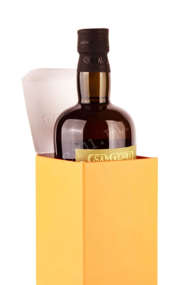 В подарочной коробке Samaroli Jamaica Rhapsody in gift box 0.7 л