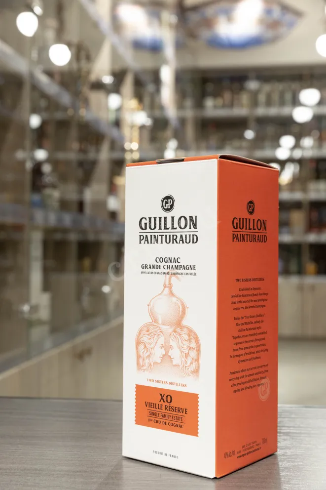В магазине Крю Профи Guillon Painturaud XO Vielle Reserve 1er Cru de Cognac in gift box 0.7 л