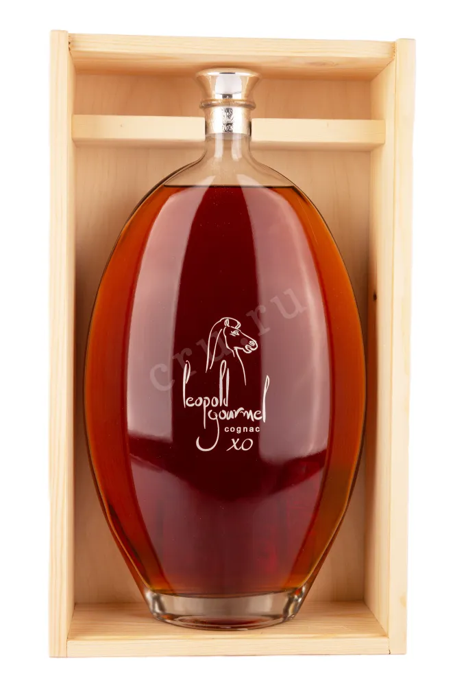 Коньяк Леопольд Гурмель ХО 0.7 в подарочной упаковке