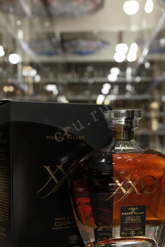 В магазине Крю Профи Pierre Vallet XXO Hors dAge gift box 0.7 л