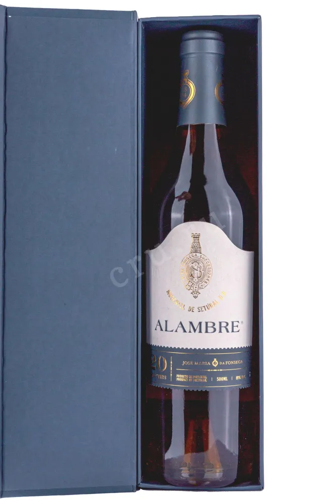 В подарочной коробке Alambre Moscatel de Setubal 20 years in gift box 2000 0.5 л