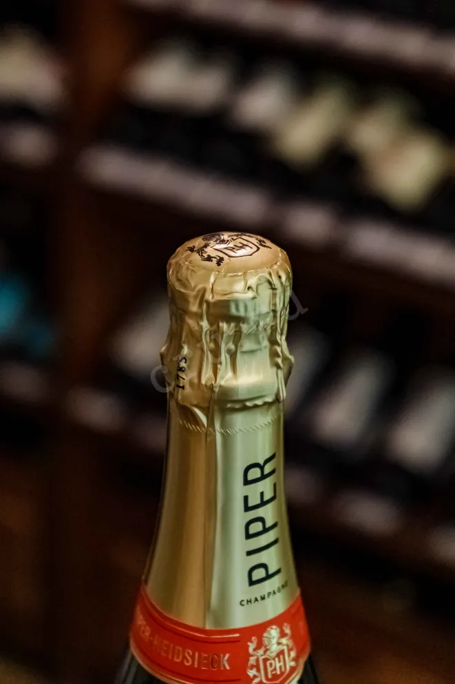 Пробка Piper Heidsieck Cuvee Brut in gift box 2020 0.75 л