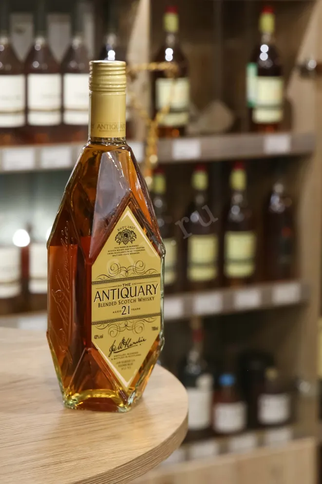 В магазине Крю Профи Antiquary 21 years in gift box 0.7 л