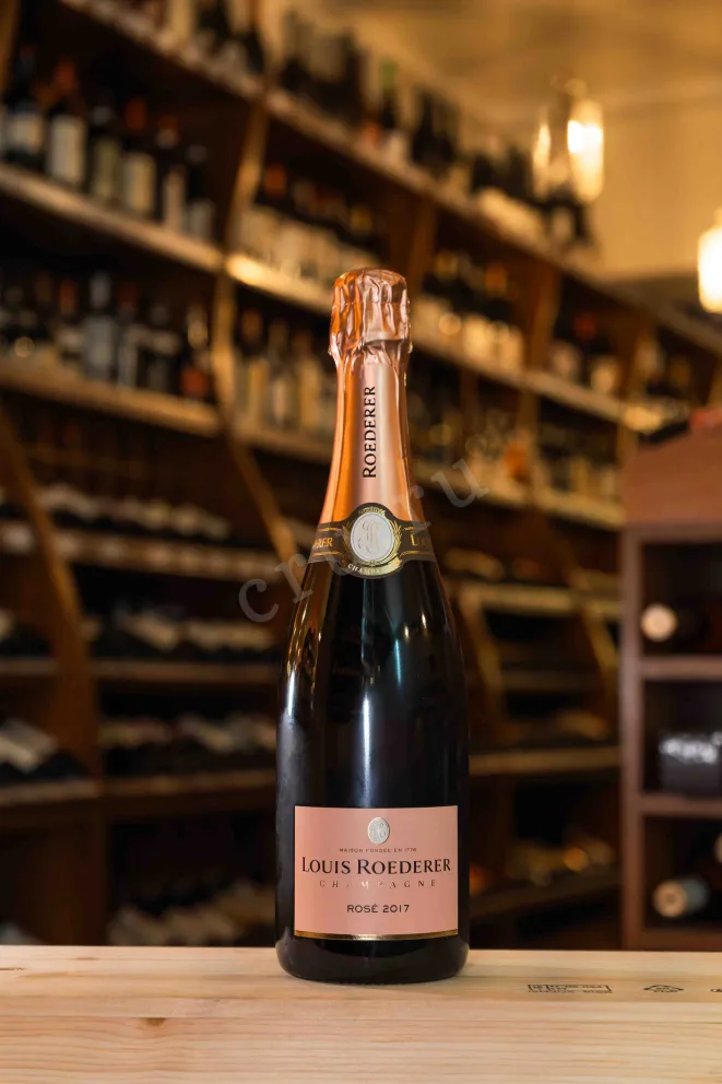 В магазине Крю Профи Louis Roederer Rose 2017 0.75 л