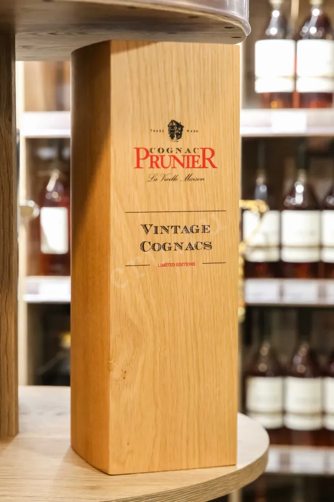 В магазине Крю Профи Prunier Petite Champagne  1989 0.7 л