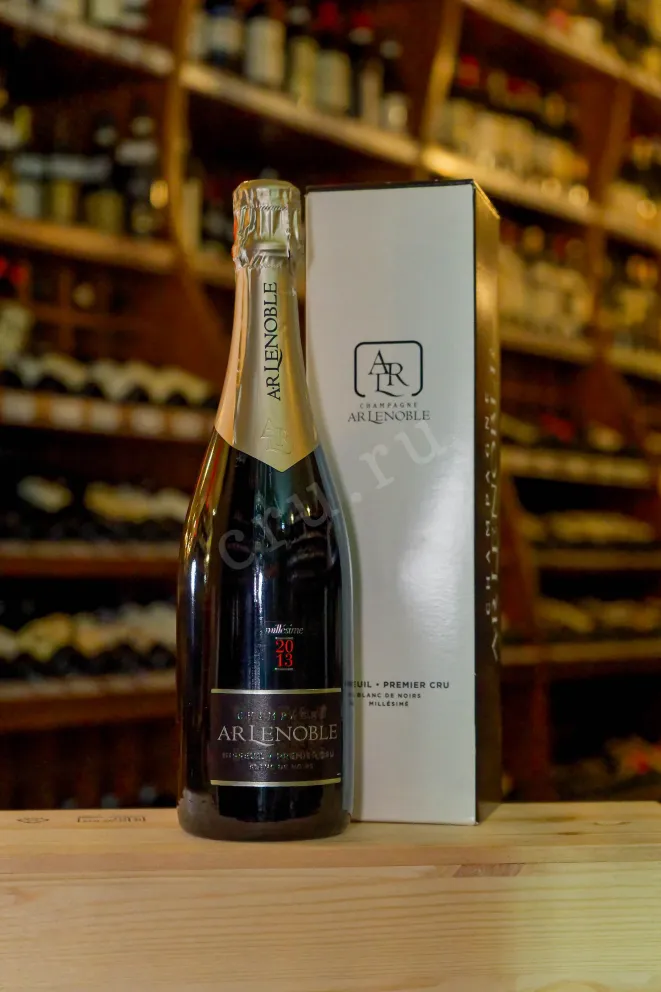 В магазине Крю Профи AR Lenoble Blanc de Noirs Bisseuil Premier Cru Brut Millesime gift box 2013 0.75 л
