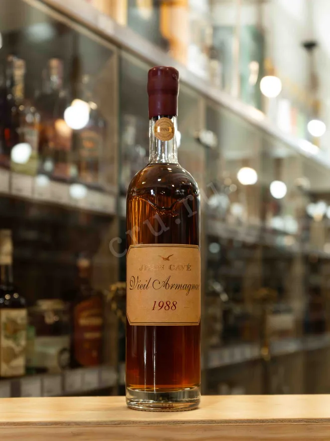 В магазине Крю Профи Jean Cave Vieil Armagnac AOC wooden box 1988 0.7 л