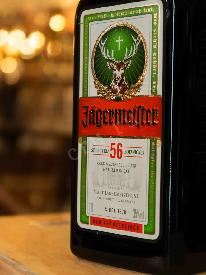 В магазине Крю Профи Jagermeister 1 л