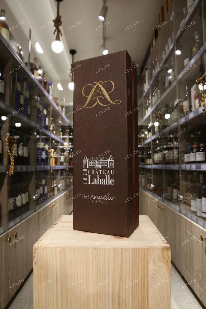 В магазине Крю Профи Laballe 1989 0.5 л