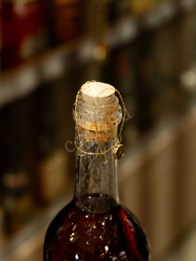 Пробка Chateau de Montifaud 30 years 0.7 л