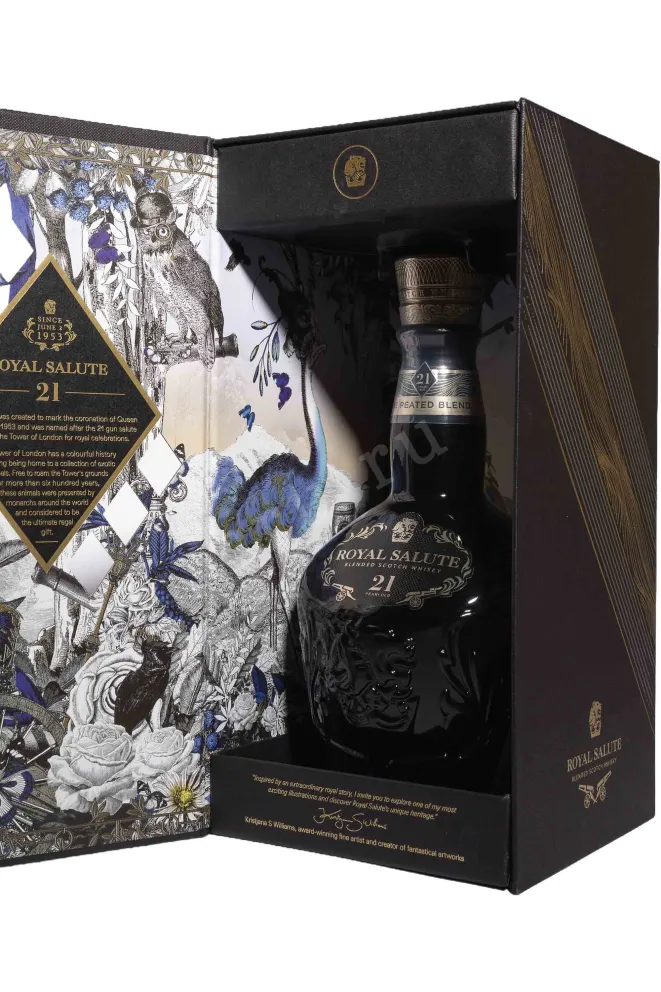 В подарочной коробке Chivas Regal Royal Salute Peated Blend 21 Years Old 0.7 л