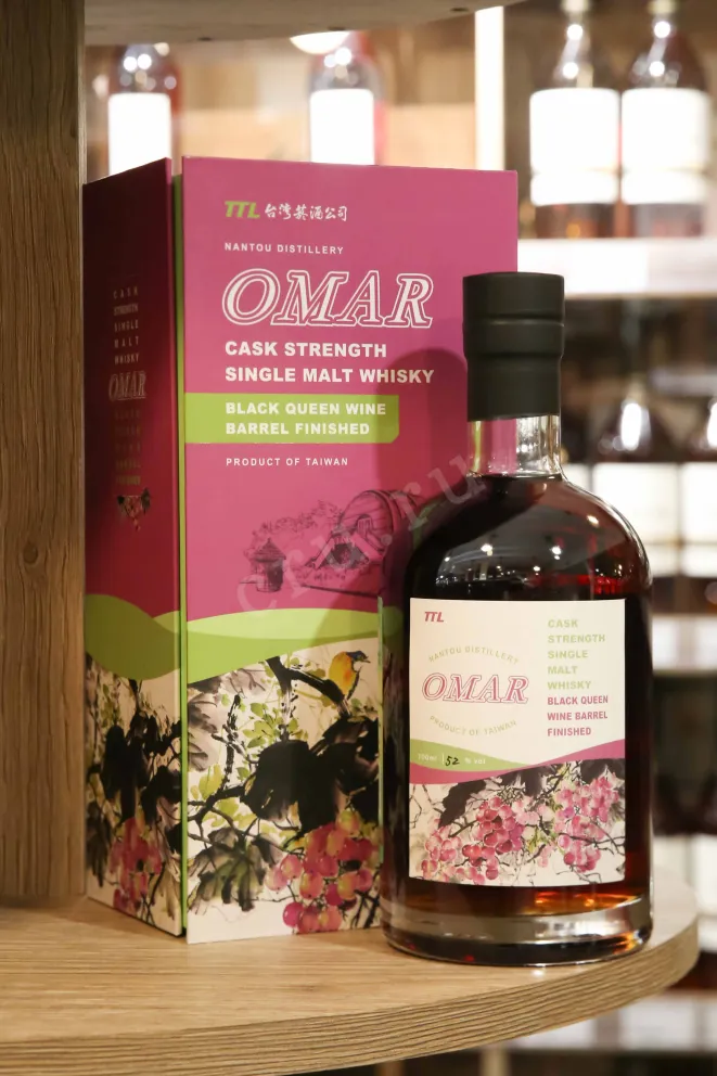 В магазине Крю Профи Omar Cask Strength Single Malt Black Queen Wine Barrel Finished in gift box 0.7 л