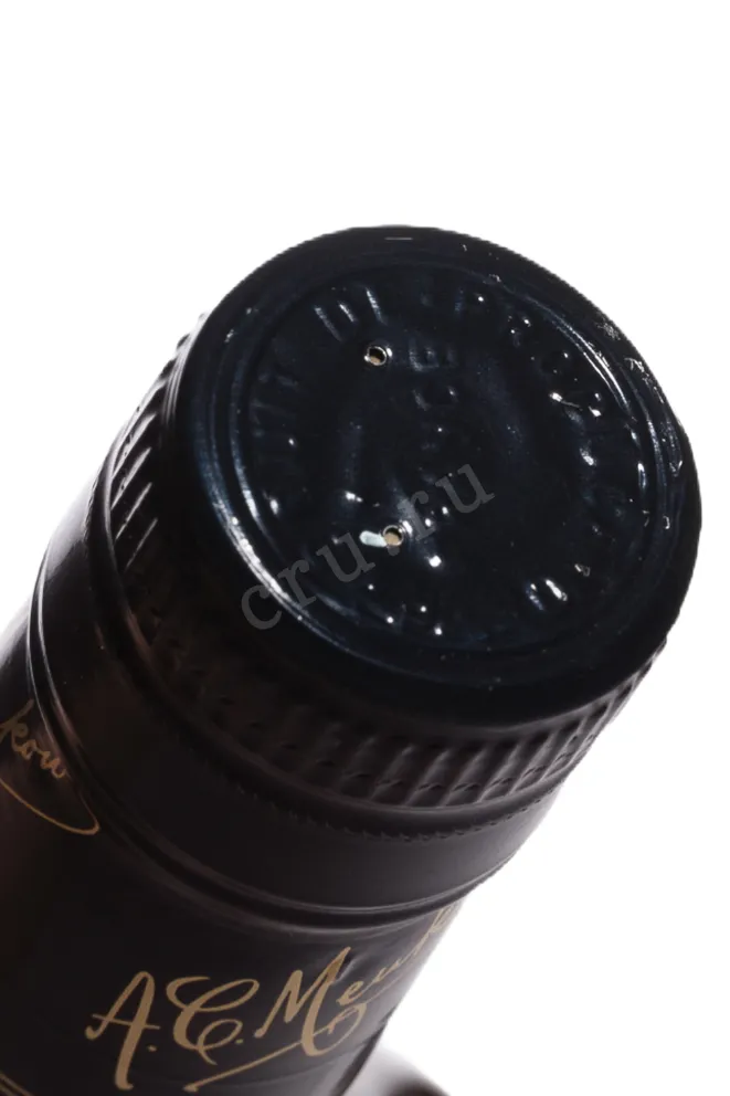 Пробка Meukow VSOP Superior in gift box with 2 glasses 2020 0.7 л