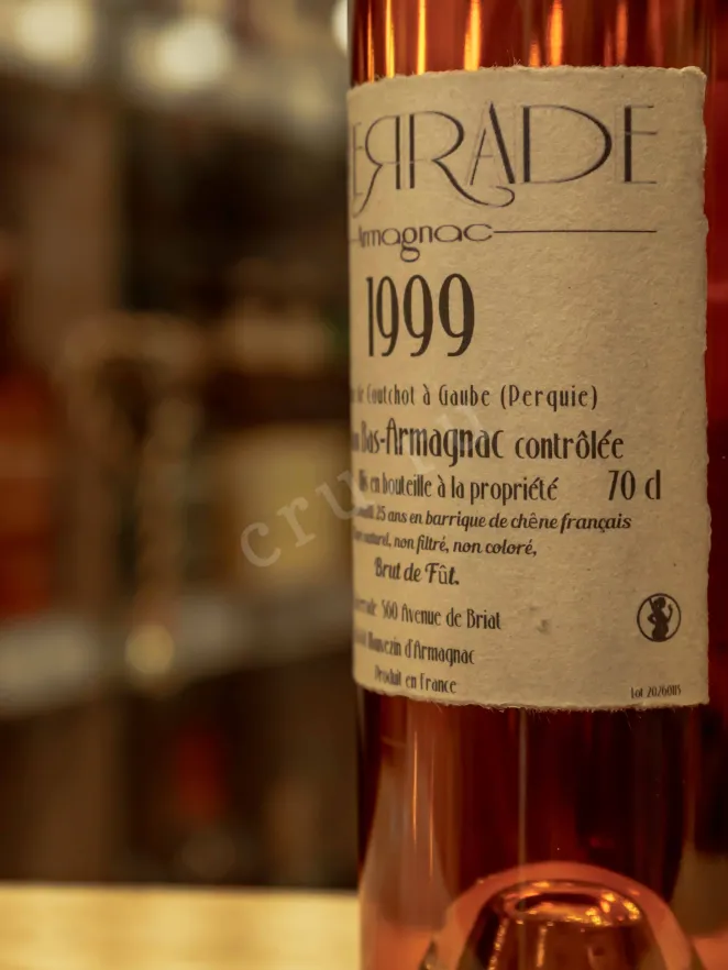 В магазине Крю Профи Laterrade Domaine de Coutchot Bas Armagnac in wooden box 1999 0.7 л