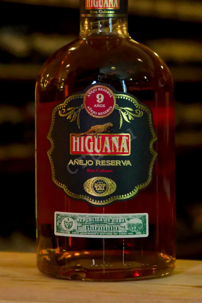 В магазине Крю Профи Higuana Anejo Reserva 9 years 0.7 л