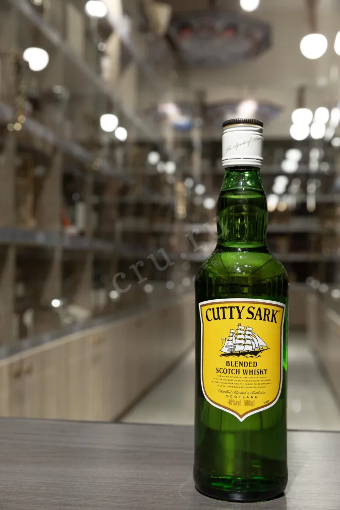 В магазине Крю Профи Cutty Sark 0.5 л