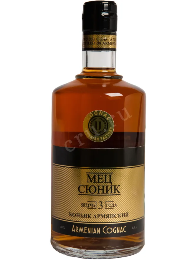 Коньяк Мец Сюник 3 года   0.5 л
