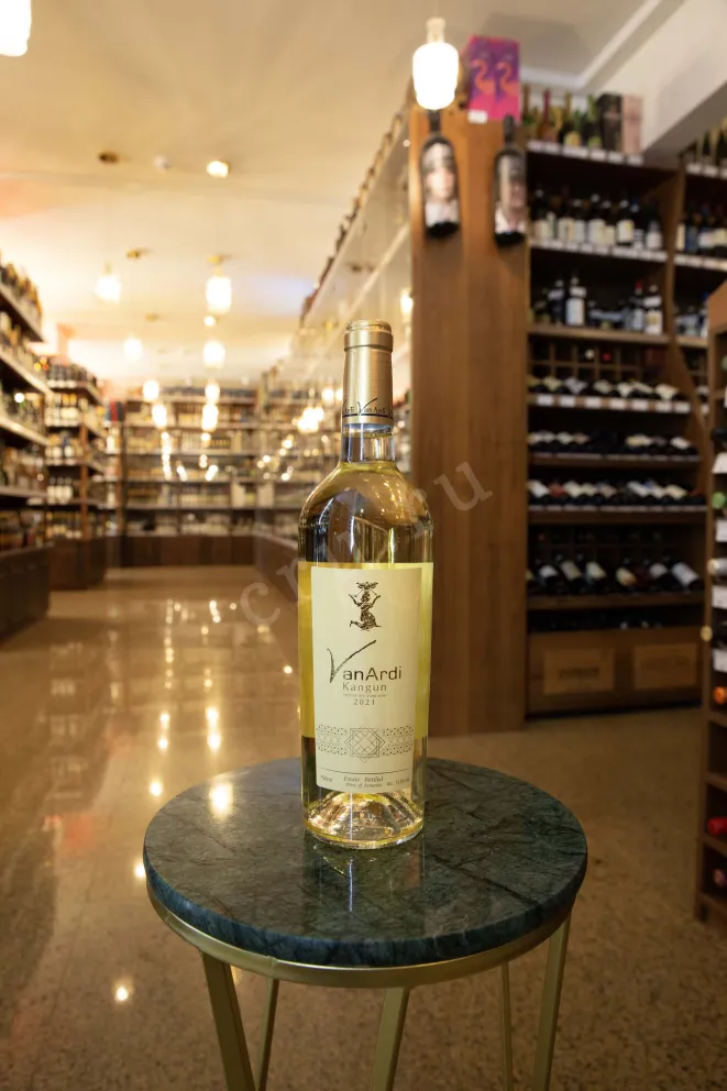 В магазине Крю Профи Van Ardi White Medium Dry 2021 0.75 л