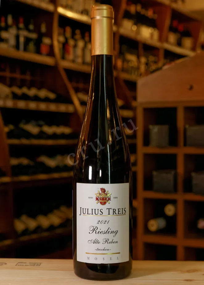 В магазине Крю Профи Julius Treis Riesling Alte Reben Trocken 2021 0.75 л