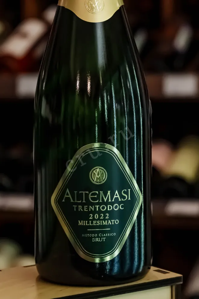 В магазине Крю Профи Altemasi Millesimato Brut gift box 2022 0.75 л