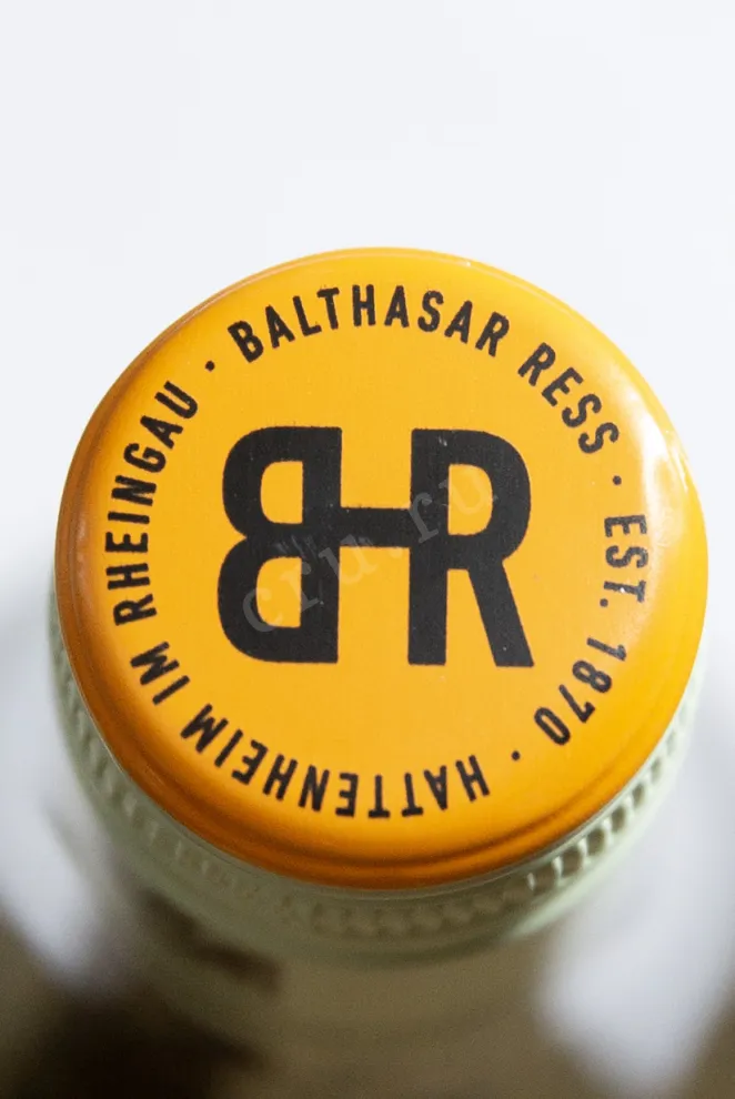 Пробка Balthasar Ress Hallgartener Hendelberg Riesling 2022 0.75 л