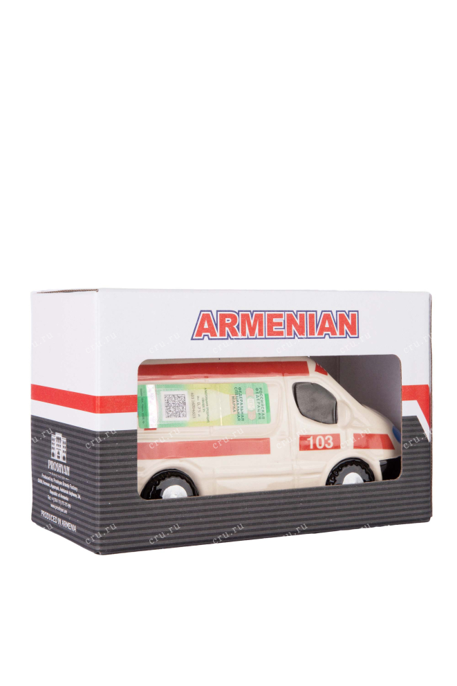 В подарочной коробке Ambulance 7 years in gift box 0.75 л