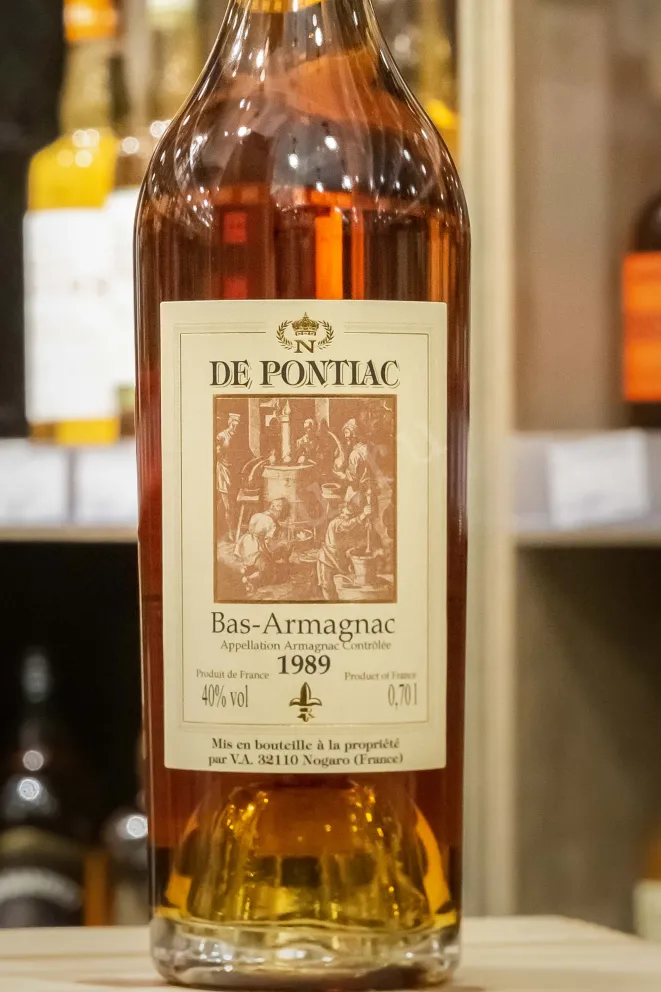 В магазине Крю Профи Bas-Armagnac De Pontiac wooden box 1989 0.7 л