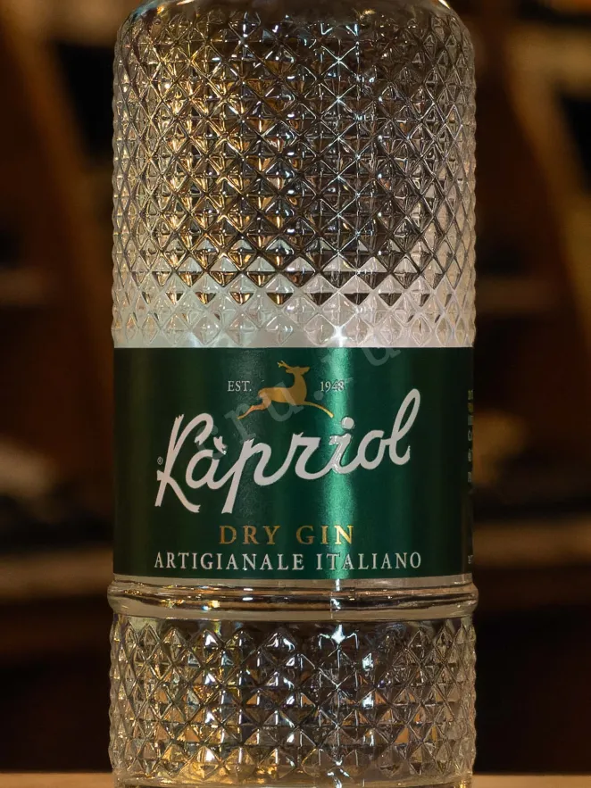 В магазине Крю Профи Kapriol Dry 0.7 л