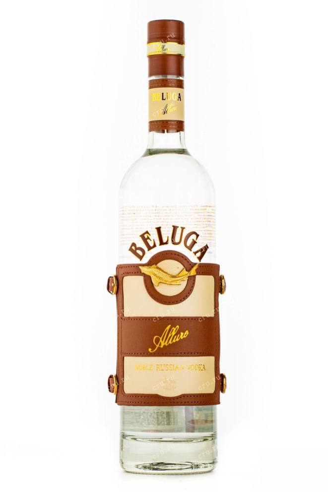 Бутылка водки Beluga Allure gift box 0.7