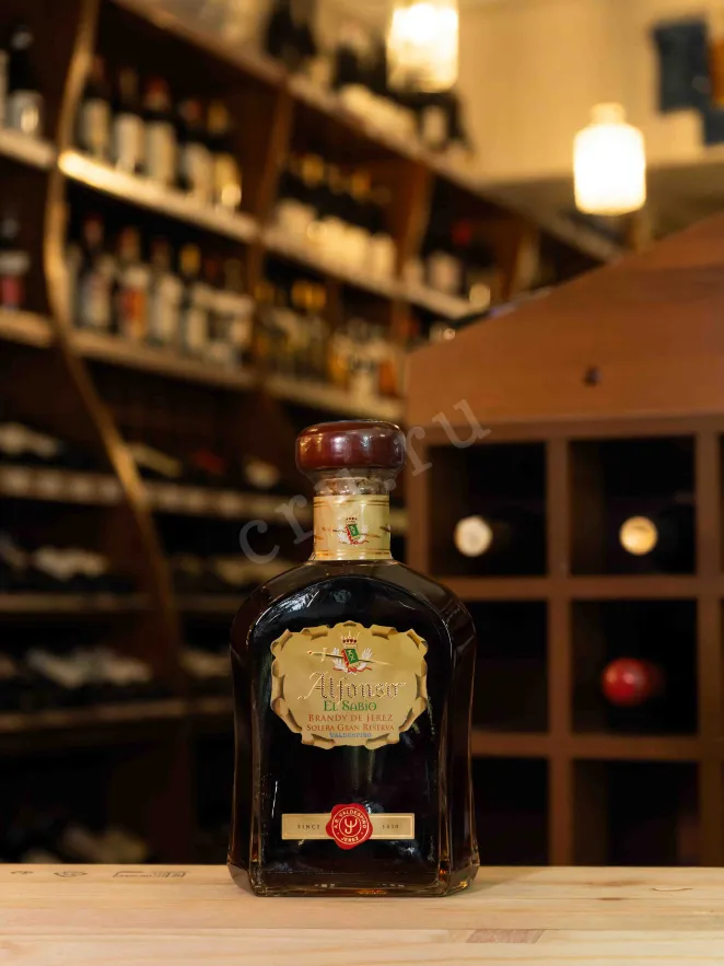 В магазине Крю Профи Valdespino Alfonso El Sabio 0.7 л