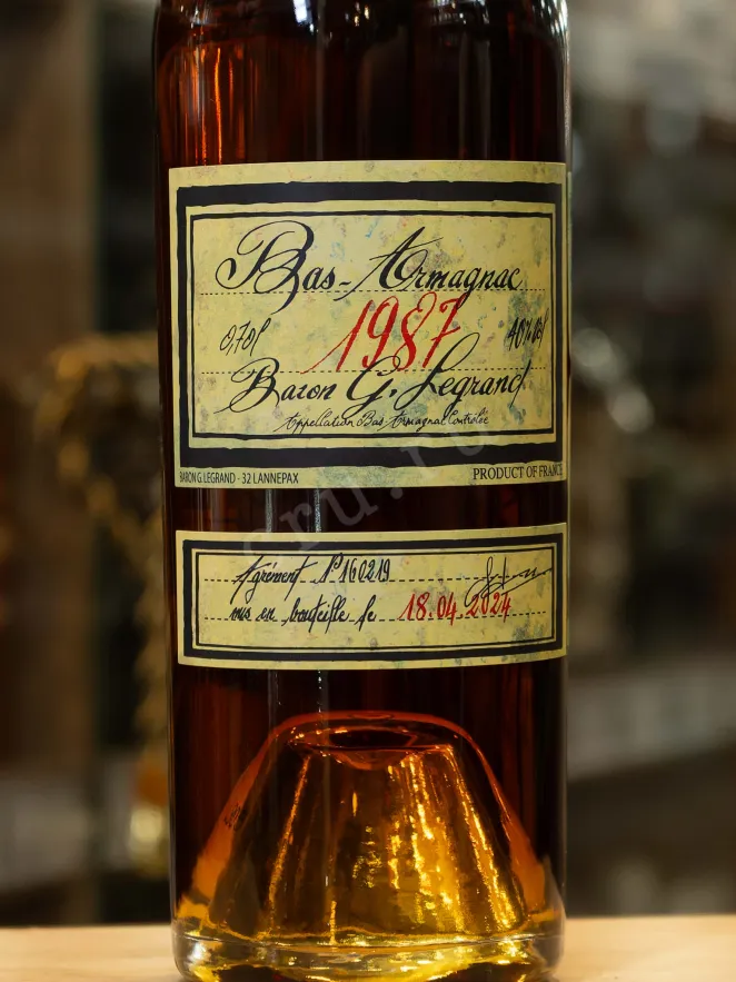 В магазине Крю Профи Baron G. Legrand 1987 0.7 л
