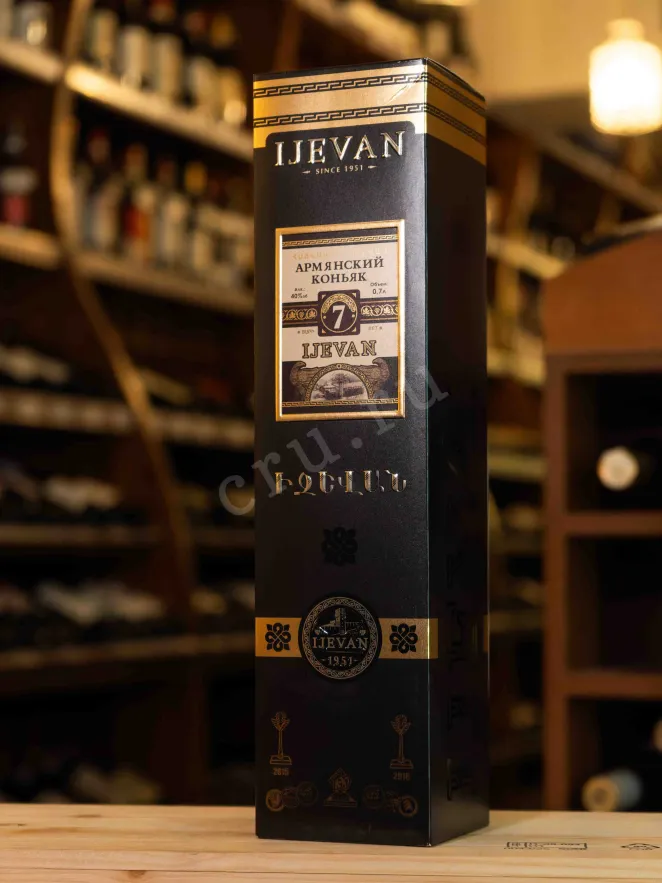 В магазине Крю Профи Ijevan 7 years 0.7 л