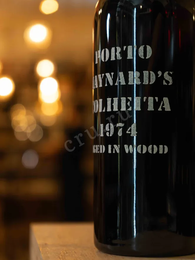 В магазине Крю Профи Maynard’s Colheita in wooden box 1974 0.75 л