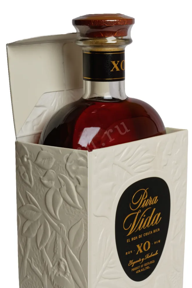 В подарочной коробке Pura Vida XO 2025 0.7 л