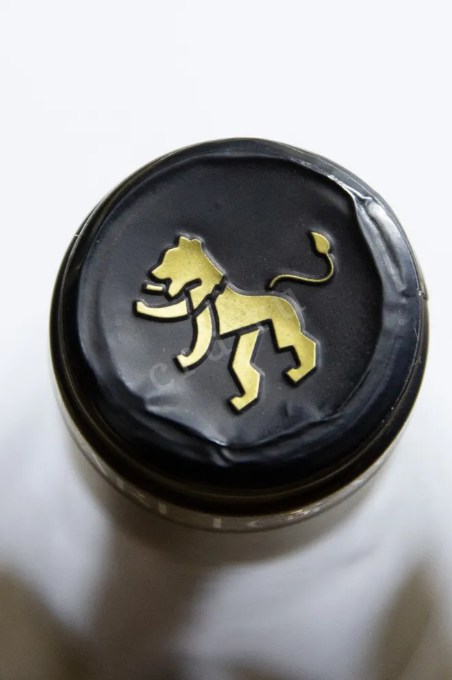 Пробка Carl Loewen Riesling Maximin Klosterlay 2023 0.75 л