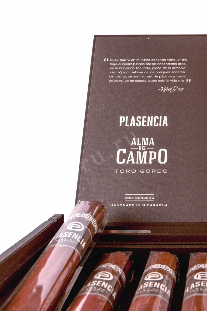 Коробка с сигарами Plasencia Alma del Campo Sendero Toro Gordo *10