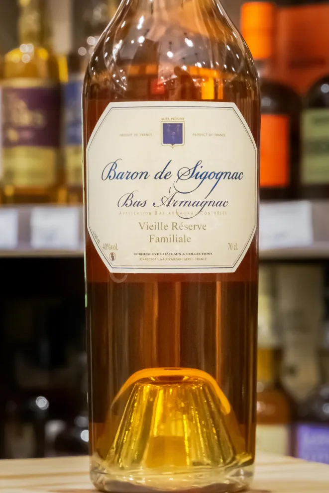 В магазине Крю Профи Baron de Sigognac Vieille Reserve Familiale 0.7 л