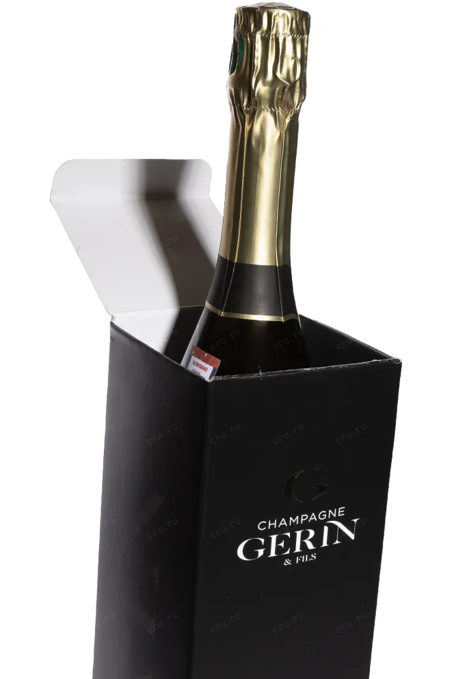В подарочной коробке Gerin & Fils Reserve Brut in gift box 2022 0.75 л
