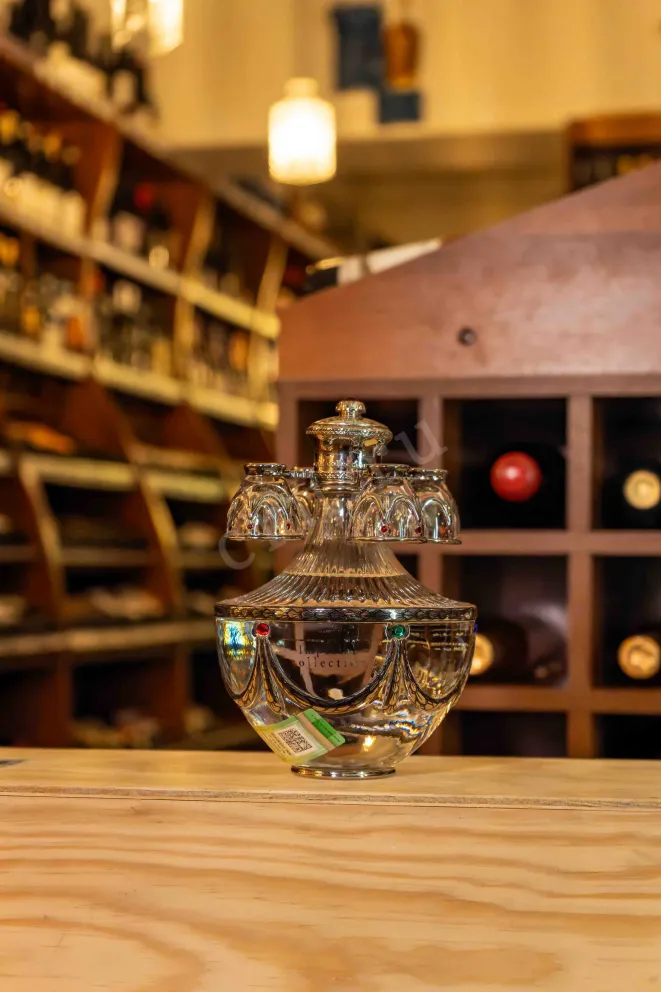 В магазине Крю Профи Imperial Collection Faberge Super Premium wooden box 0.7 л