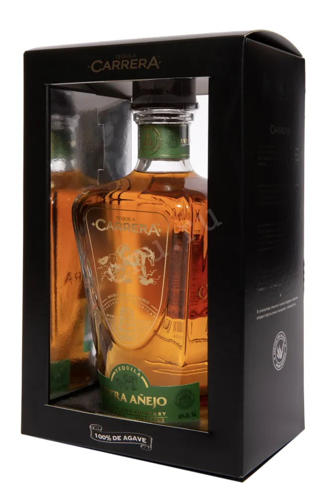 В подарочной коробке Carrera Extra Anejo in gift box 0.75 л
